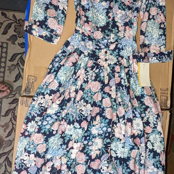 Miss oops California Dress - Picture 3 of 7